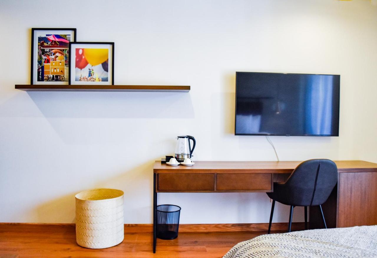 Hotel V1501 باستو المظهر الخارجي الصورة A room at the hotel