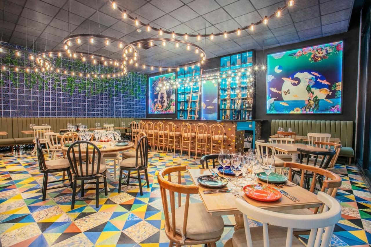 Hotel V1501 باستو المظهر الخارجي الصورة The interior of the restaurant