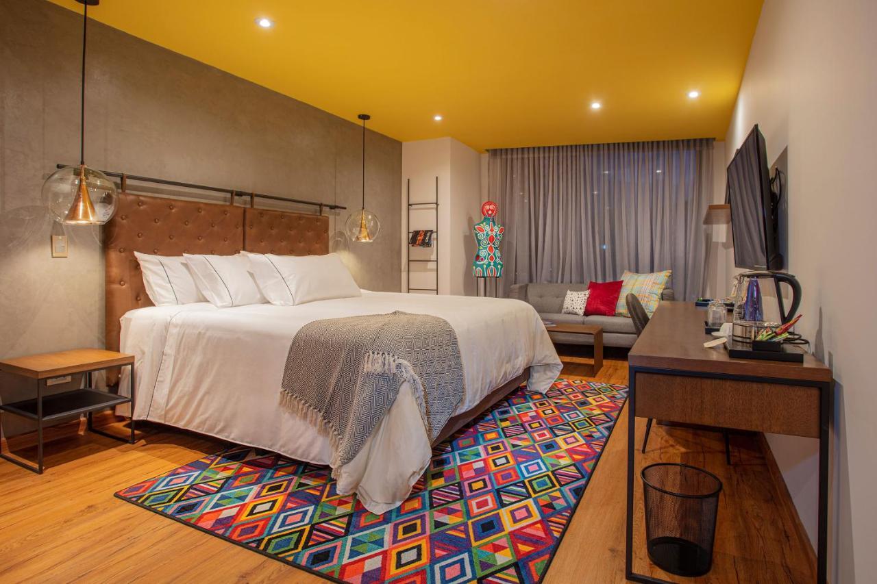 Hotel V1501 باستو المظهر الخارجي الصورة A room at the hotel