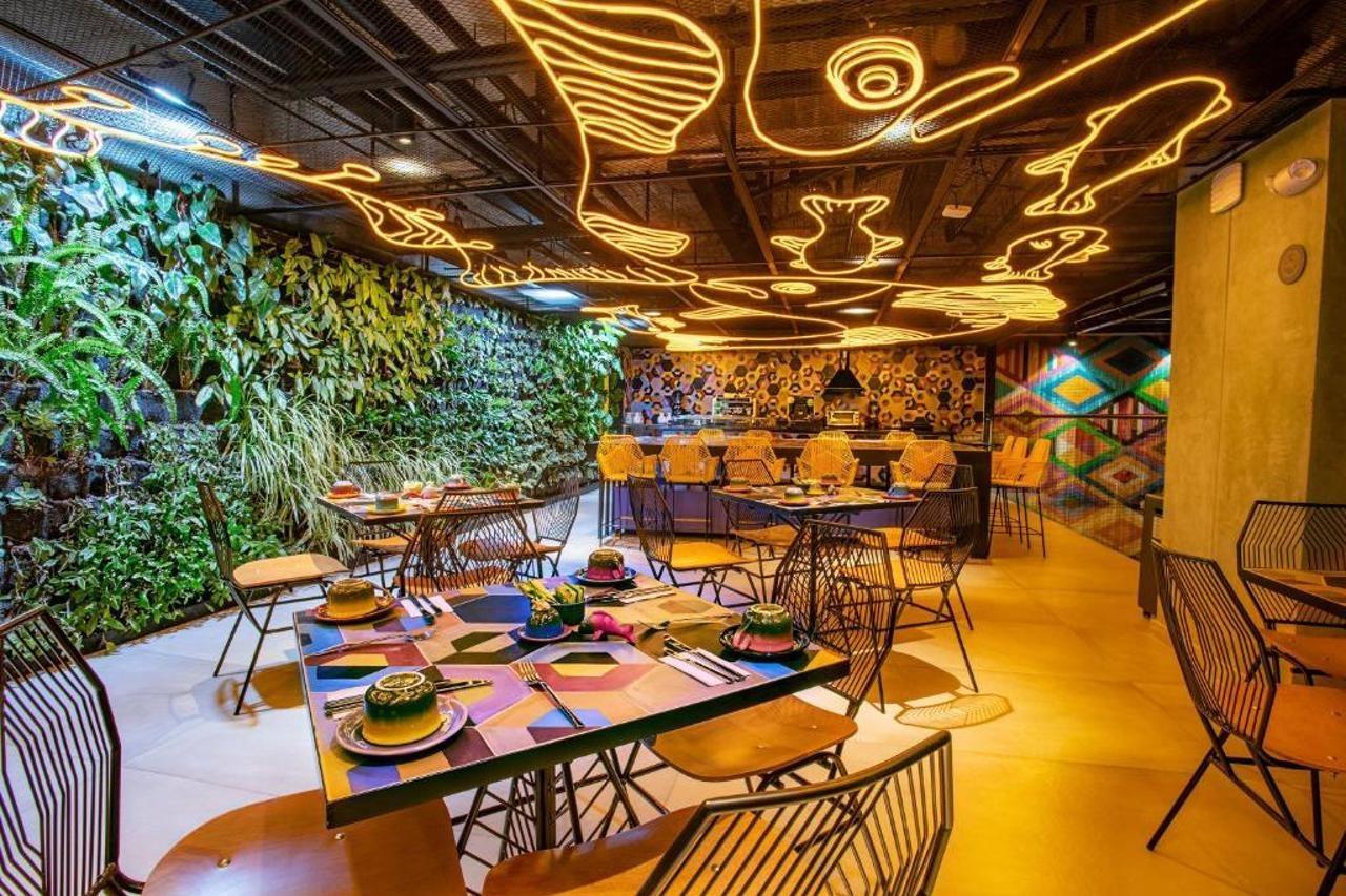 Hotel V1501 باستو المظهر الخارجي الصورة Interior of the restaurant in 2018